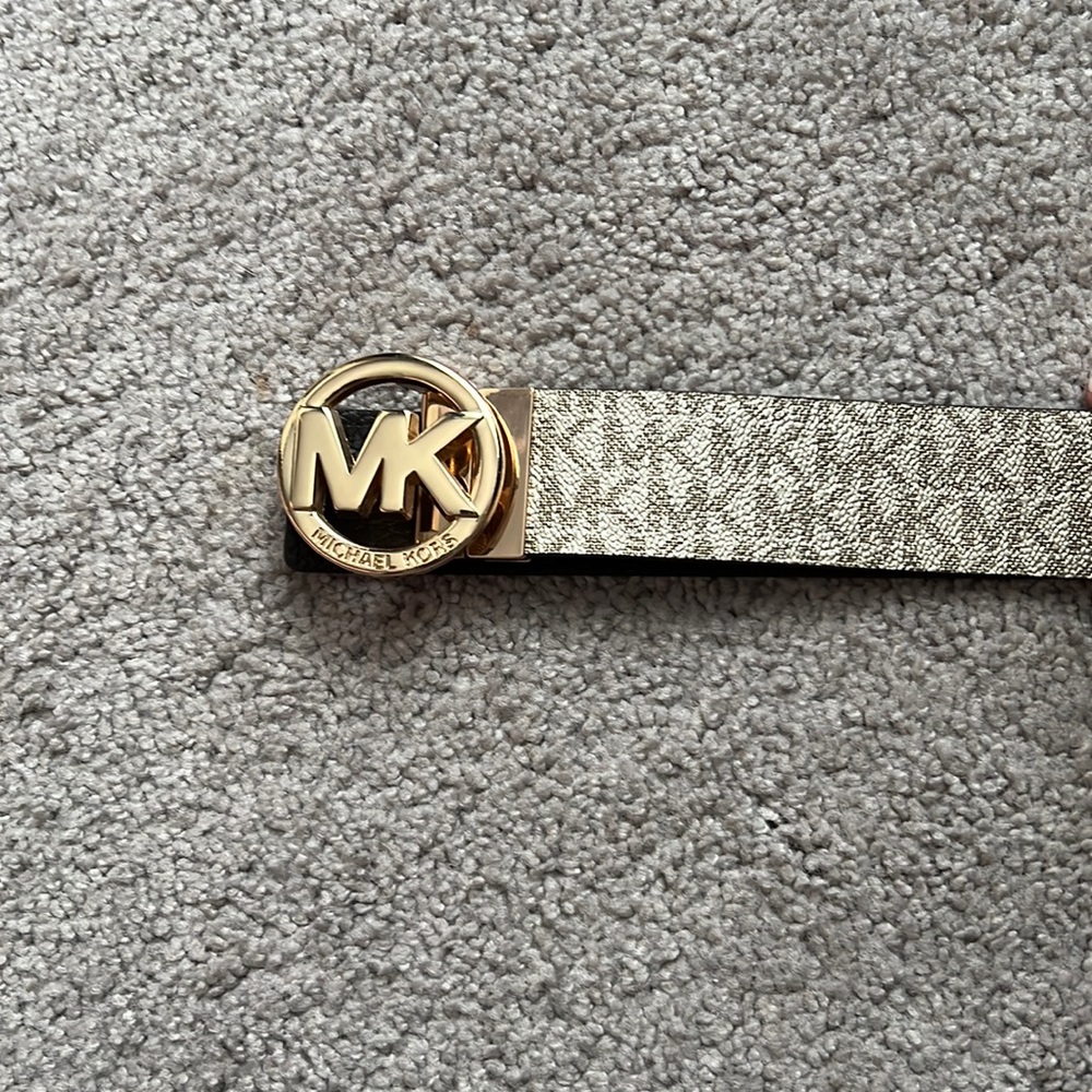 Michael Kors belt